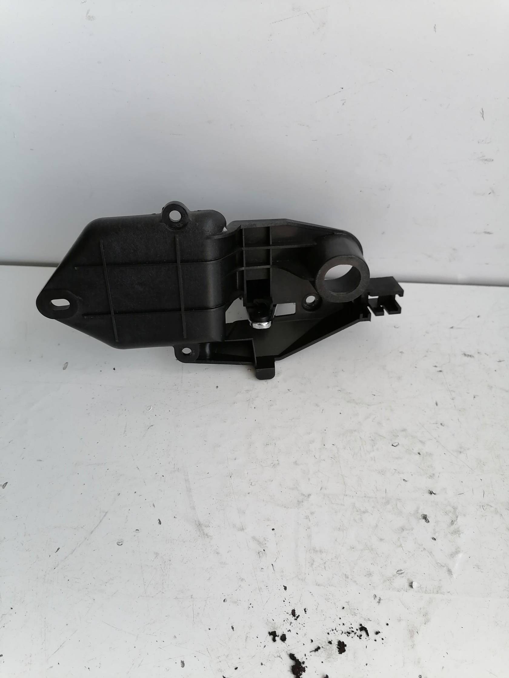 Maniglia int. apertura  porta ant. sx.